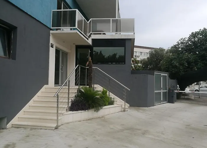 بيت ضيافة Ensuite 3*