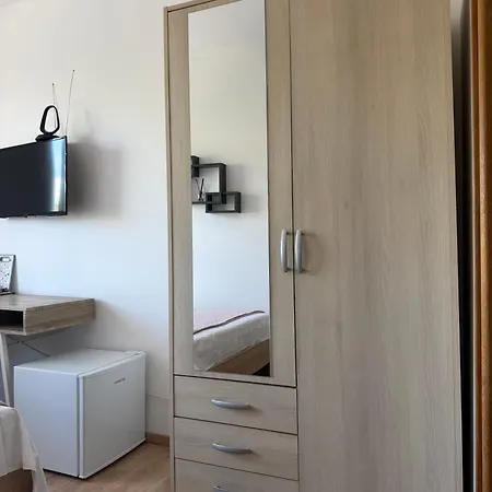 Ensuite Renovated 2026 3* Спліт